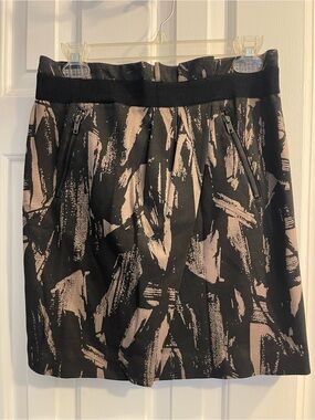 Simply Vera Vera Wang Black and Beige Abstract Mini Skirt